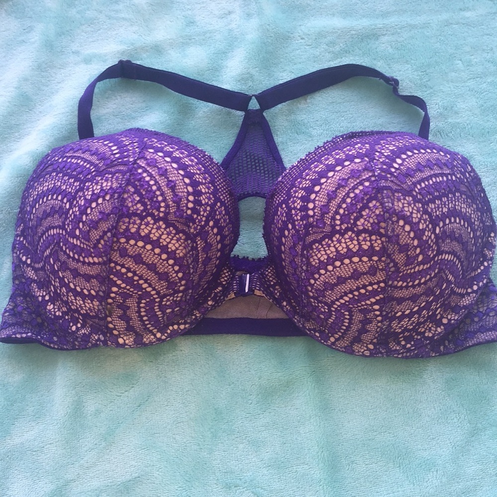 Victoria’s Secret very sexy front clasp push up